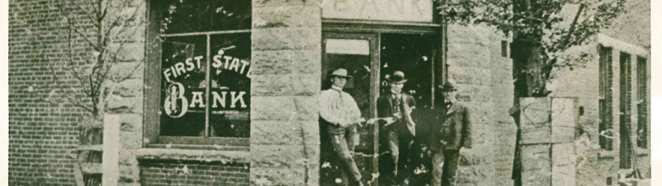 The 1st first state bank in Pineville in 1899